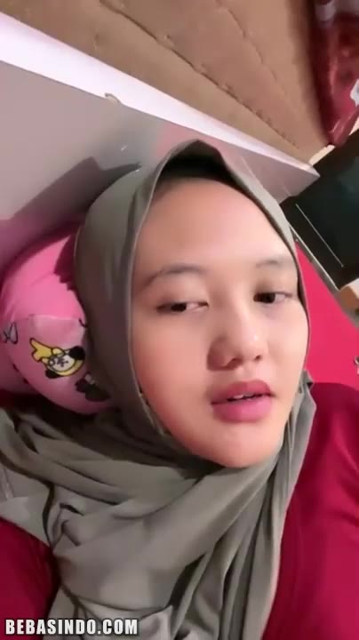 4165 Bokep Indo Hijab Binal Live Nyepong Kontol 1