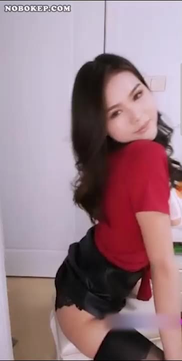 Bokep Live Show Cewek Chindo Toket Gede Joget